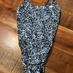 Nike swimsuit size 32